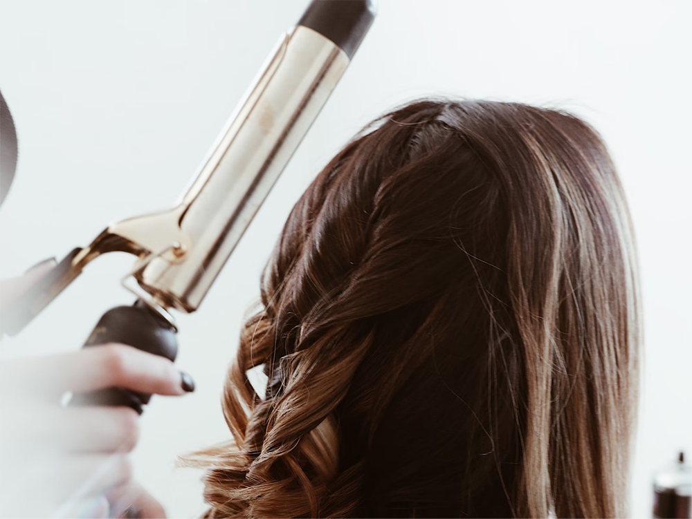 Everything You Should Know About Thermal Protector in Hair Straightener